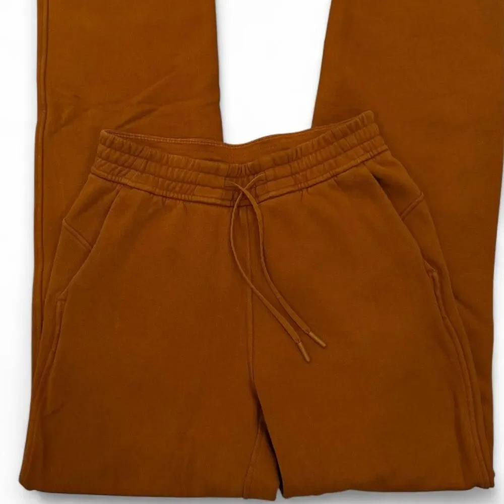 Lululemon Loungeful Straight Leg Sweatpants in Butternut Brown - Size 4 - Picture 7 of 8